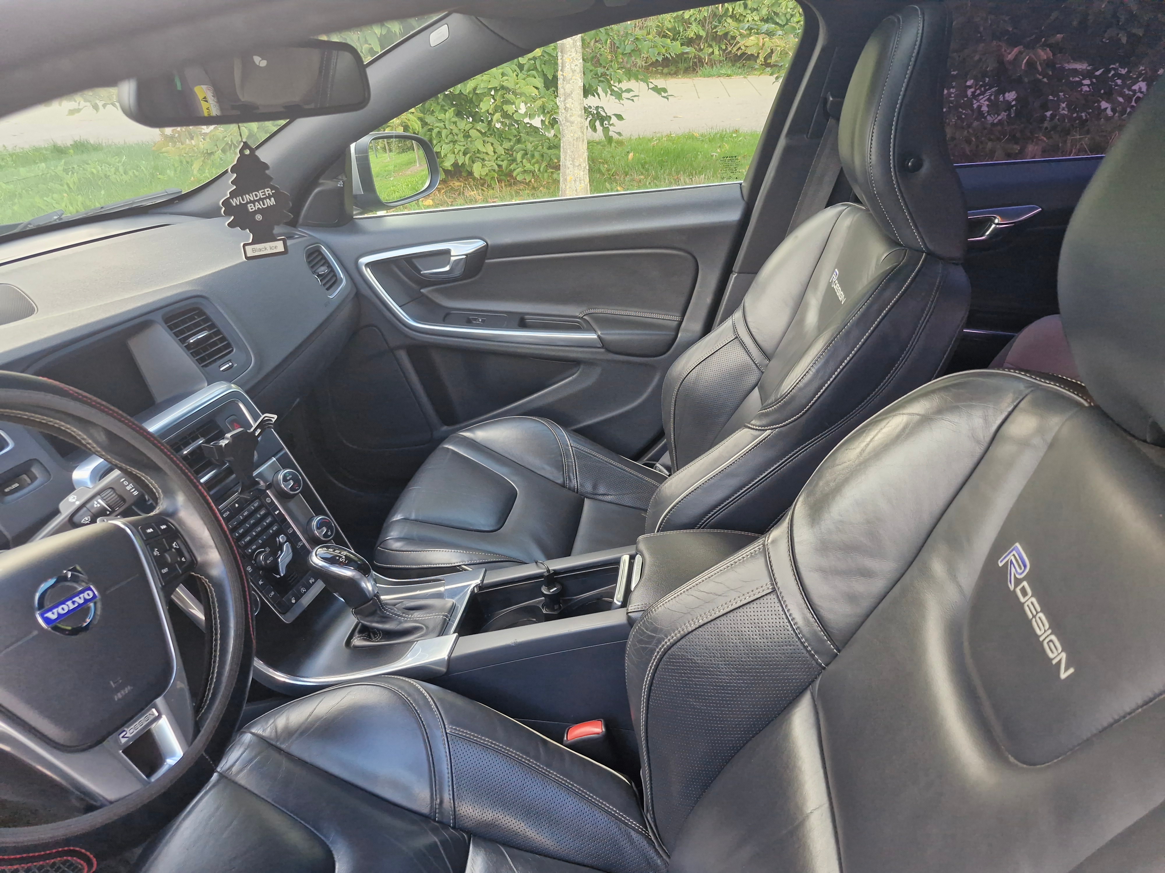 Volvo S60 D4 Geartronic, R-Design 2014, kuva 7/8