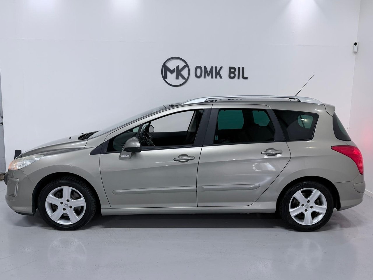 Peugeot 308 SW 1.6 THP / NyBesiktigad 2010, bild 5/10