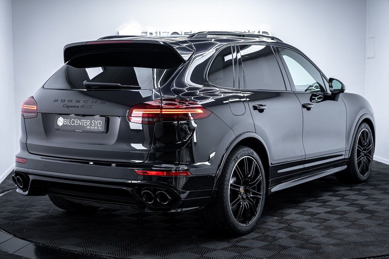Porsche Cayenne GTS 2016, photo 7/10