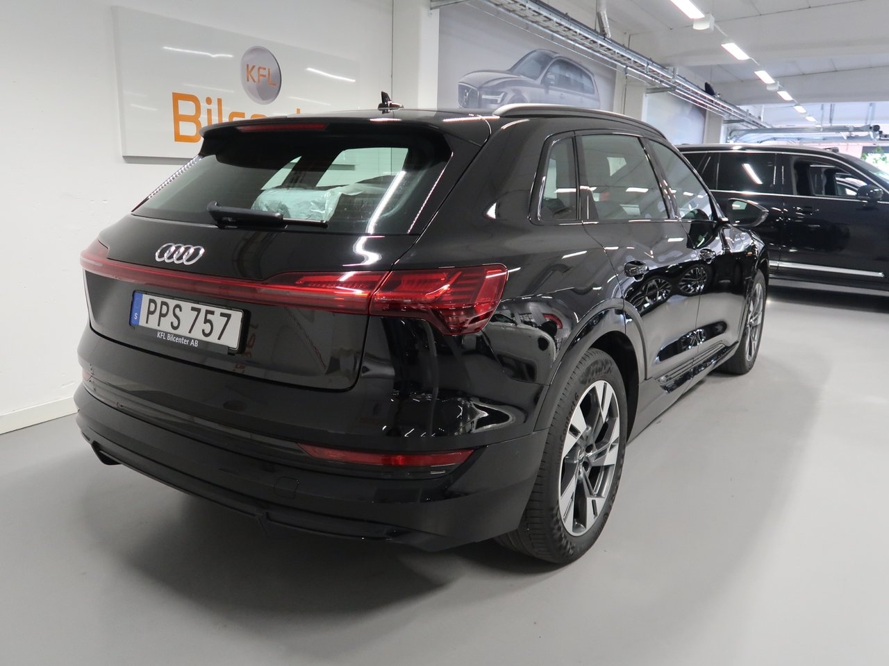 Audi e-tron 55 Q S line V-Däck ingår 2021, bild 7/10