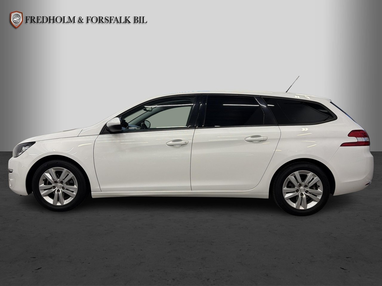 Peugeot 308 2016, bild 2/10