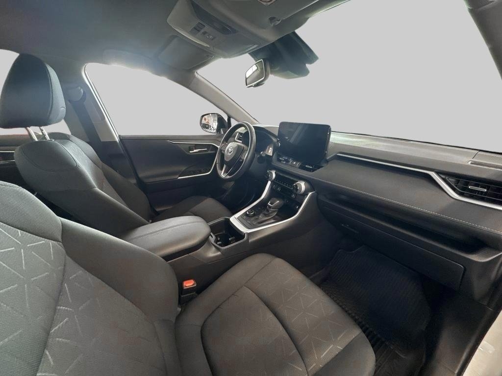 Toyota RAV4 2023, bild 7/10