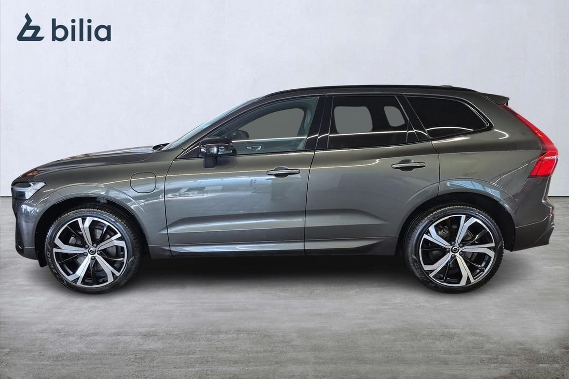Volvo XC60 Recharge T8 R-Design PANO 2022, bild 3/10