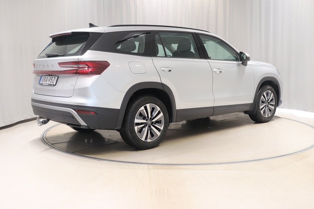 Skoda Kodiaq 2025, photo 4/10