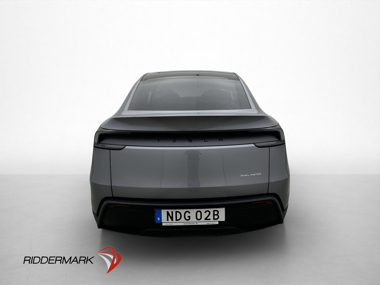 Tesla Model Y 2025, photo 7/10