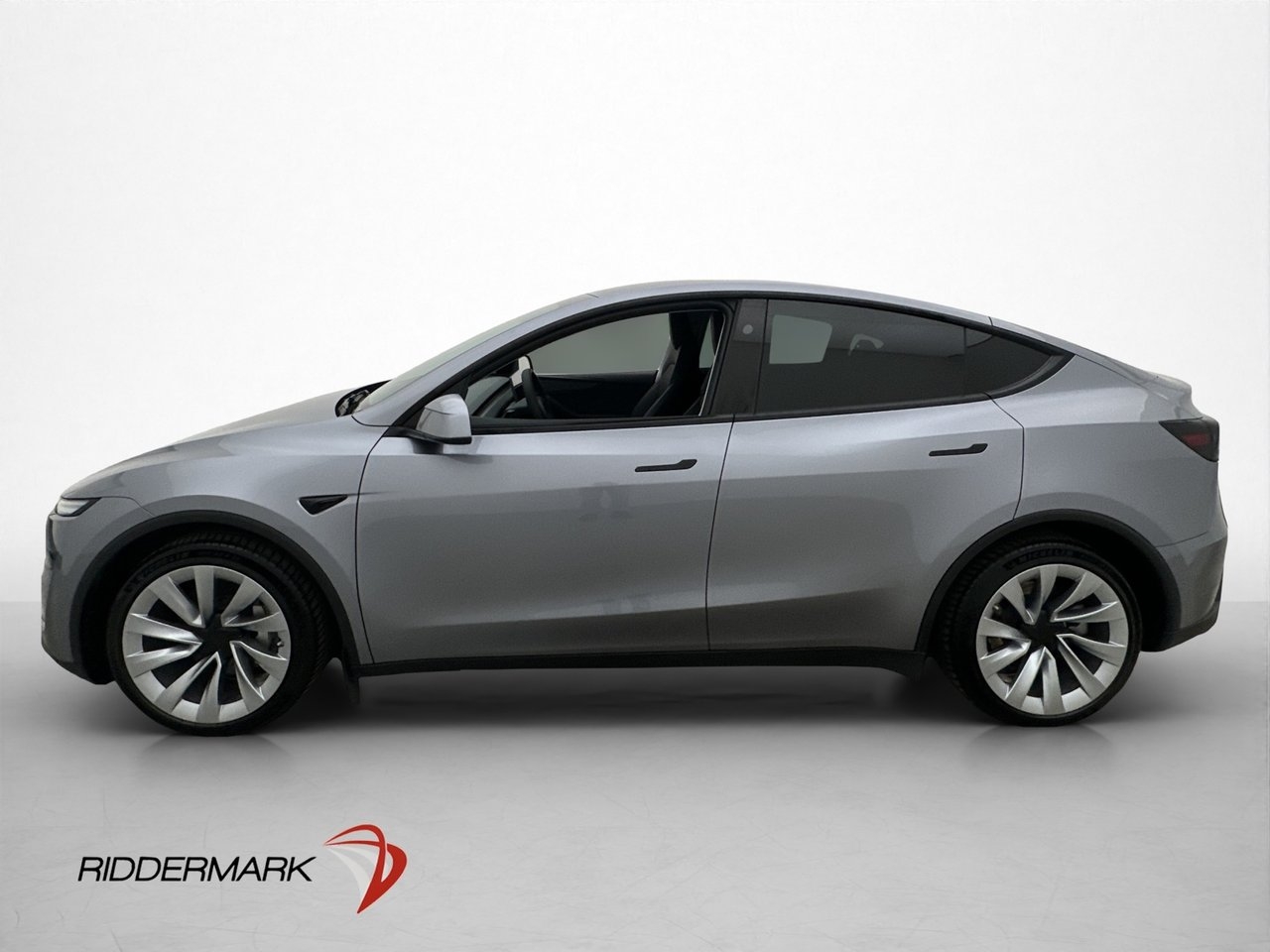 Tesla Model Y 2025, photo 5/10