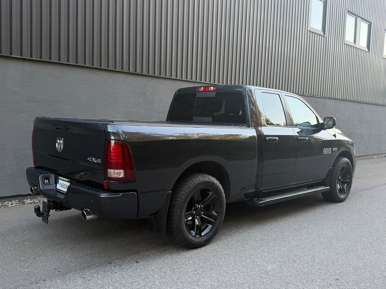 Dodge RAM 1500 2015, kuva 6/24