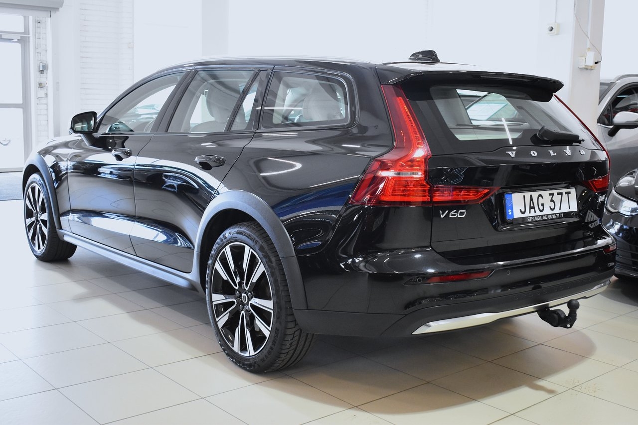 Volvo V60 Cross Country 2023, bild 3/10