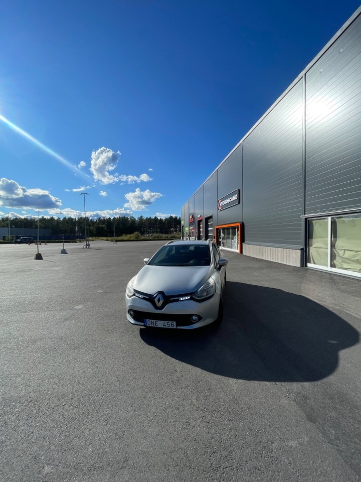 Renault Clio Sport Tourer 1.5 dCi Euro 5 2014, bild 3/10