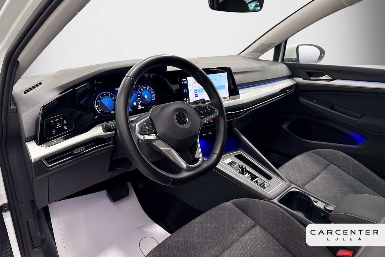 Volkswagen Golf 1.5 eTSI Cockpit 2021, bild 5/25