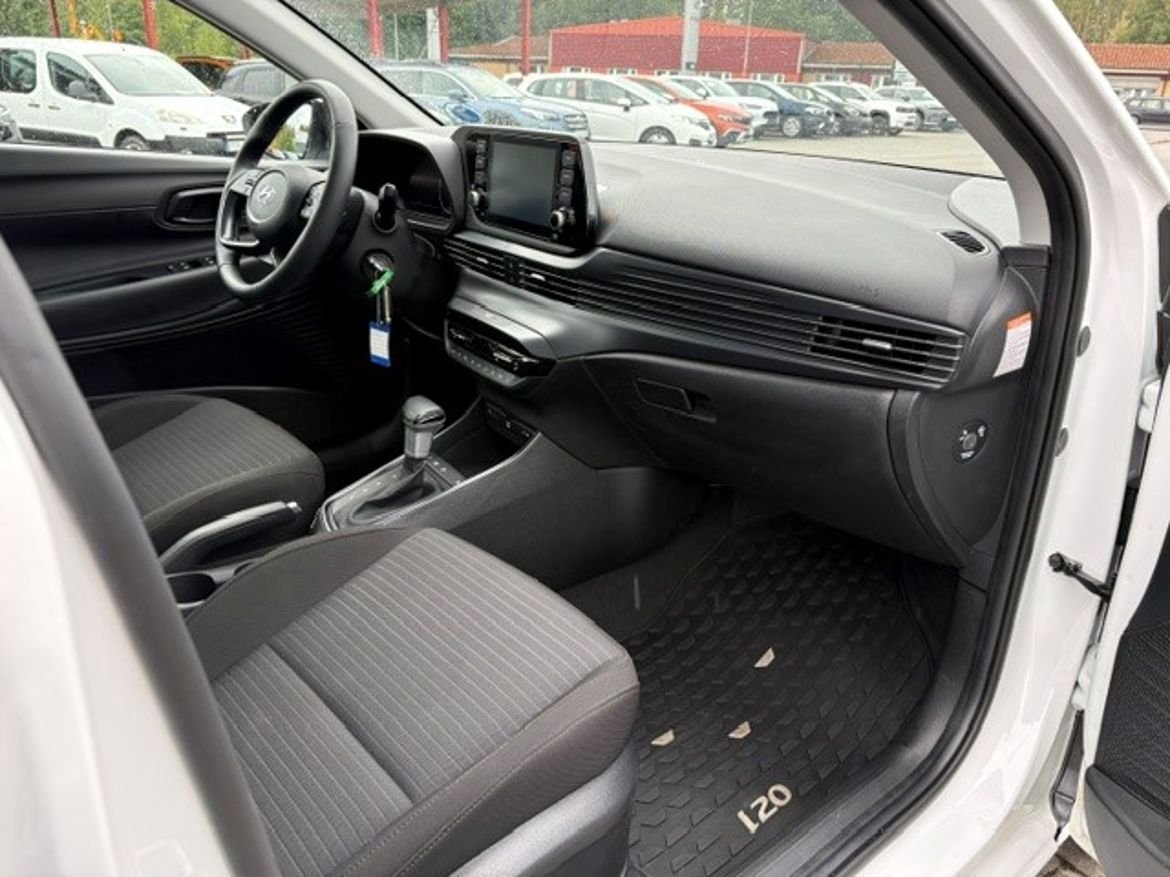 Hyundai i20 Essential, 2 ägare 2023, kuva 7/7