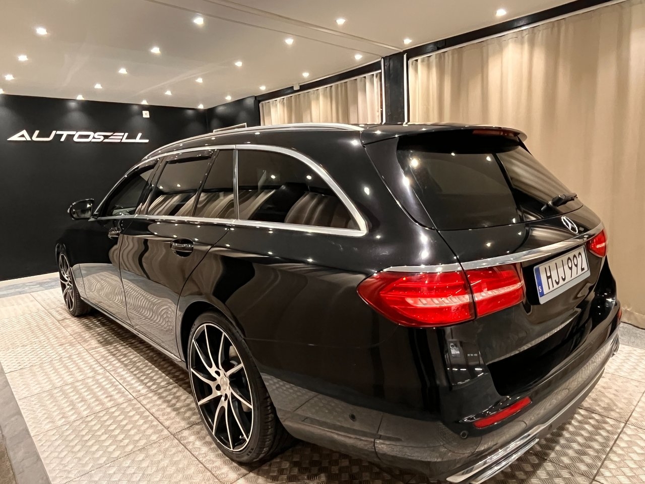 Mercedes-Benz E 2018, bild 7/10