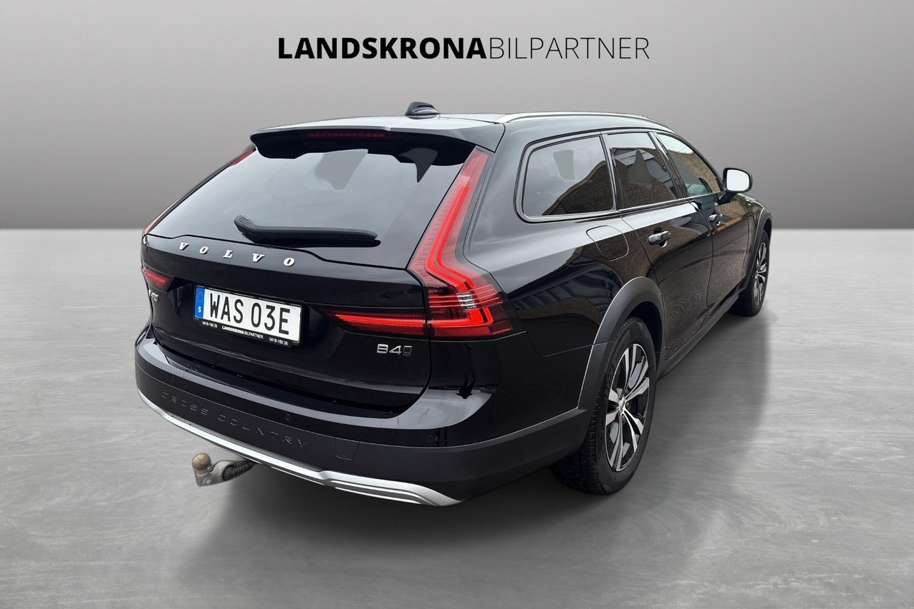 Volvo V90 Cross Country B4 2021, photo 5/10