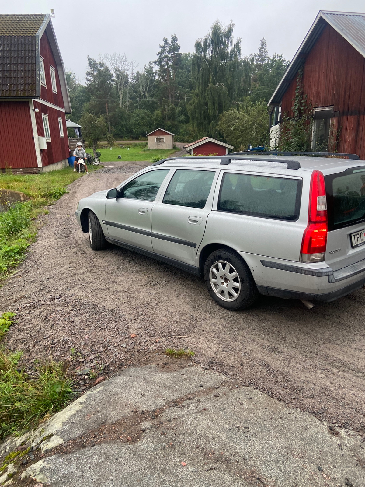 Volvo V70 2.4 Manuell 2002, bild 2/5