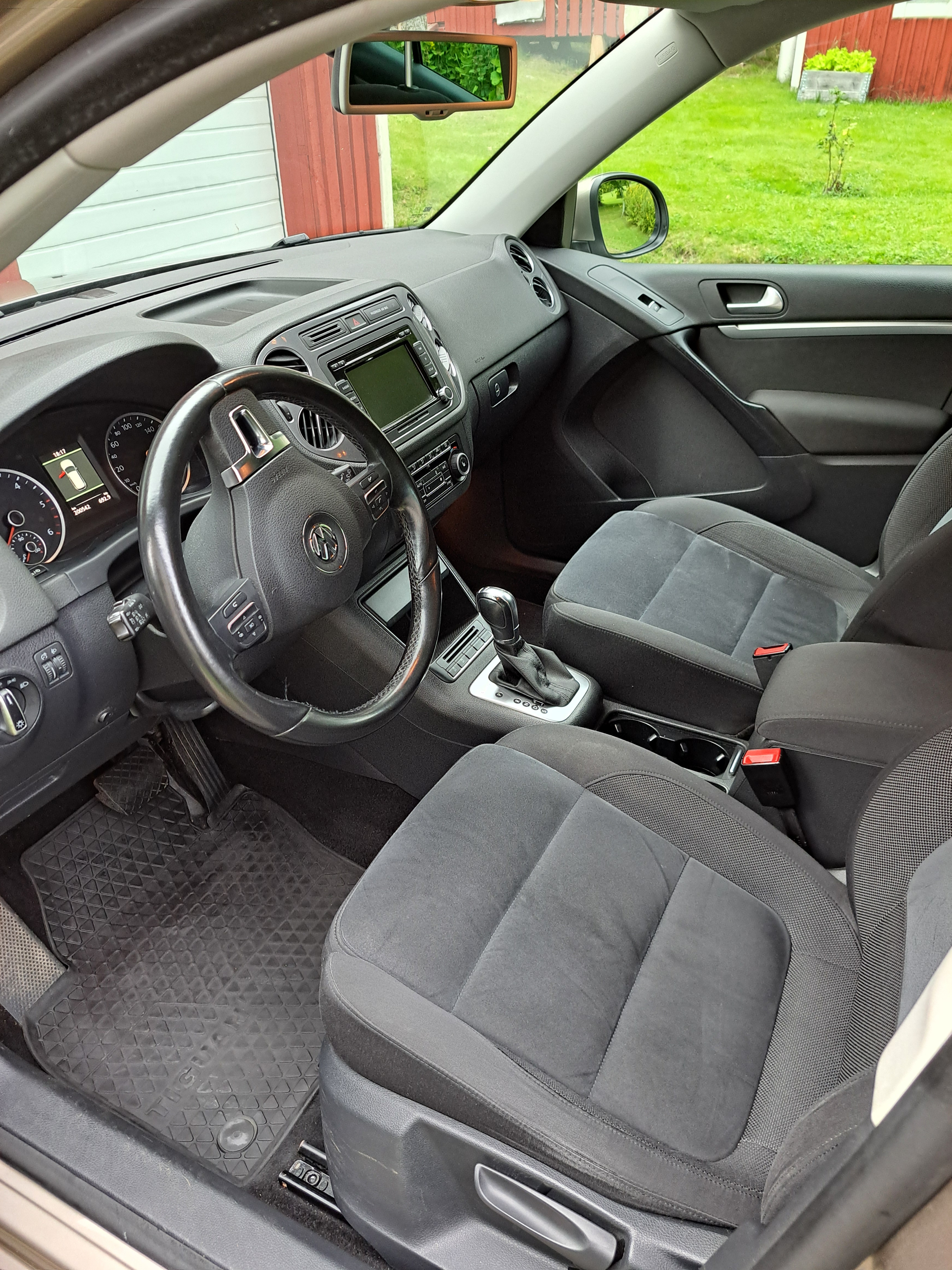 Volkswagen Tiguan 2014, bild 2/5