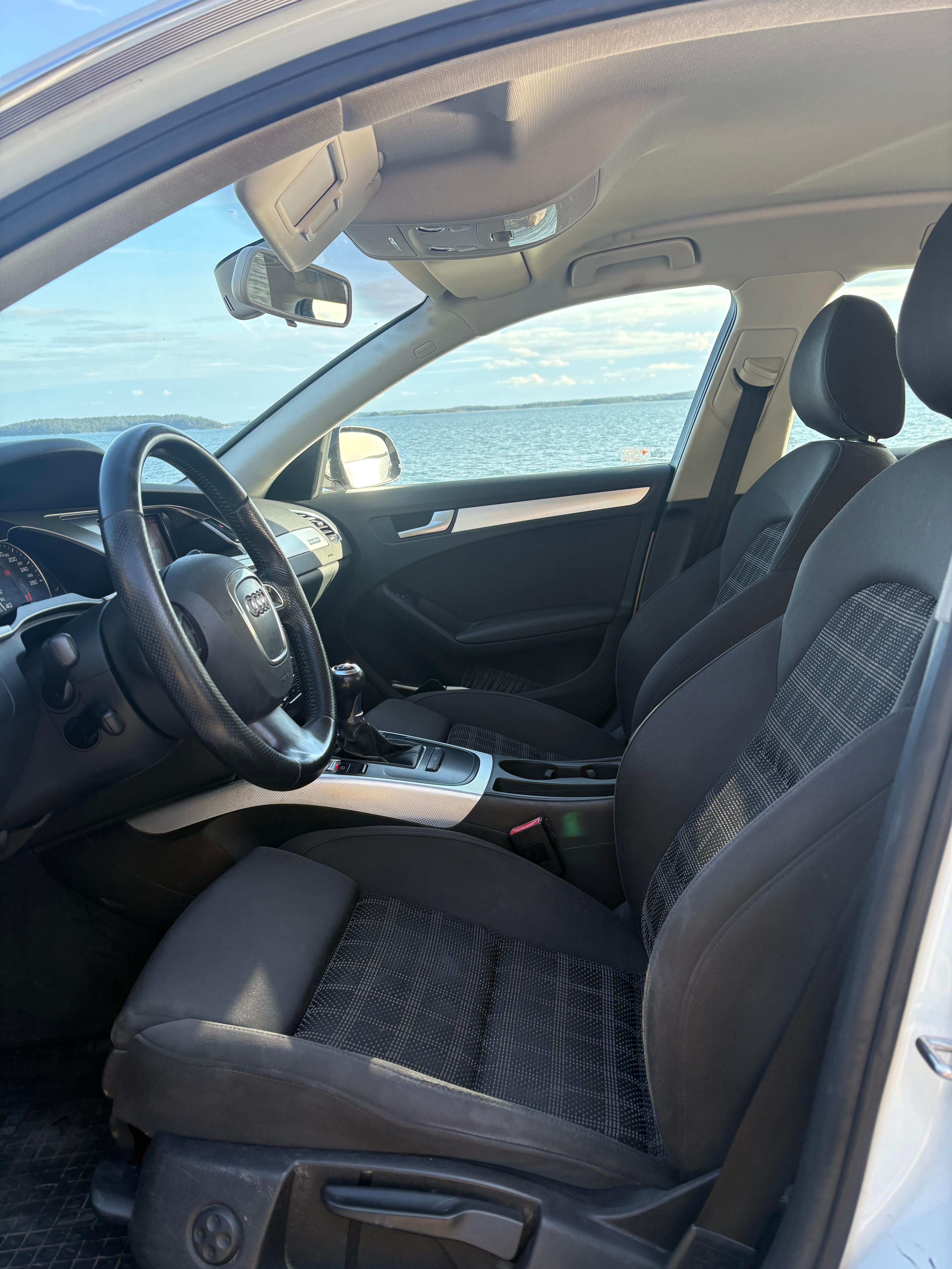 Audi A4 2012, bild 6/10