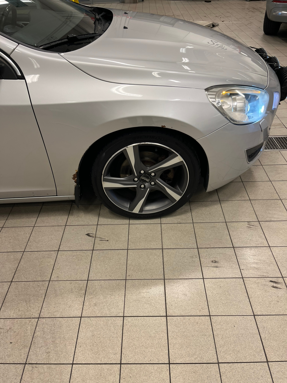 Volvo V60 DRIVe Manuell 2012, kuva 6/7