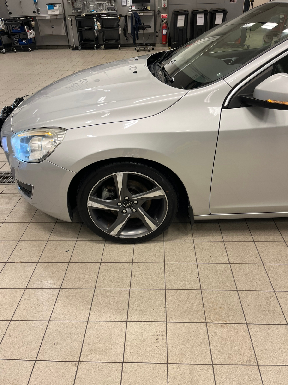 Volvo V60 DRIVe Manuell 2012, kuva 5/7
