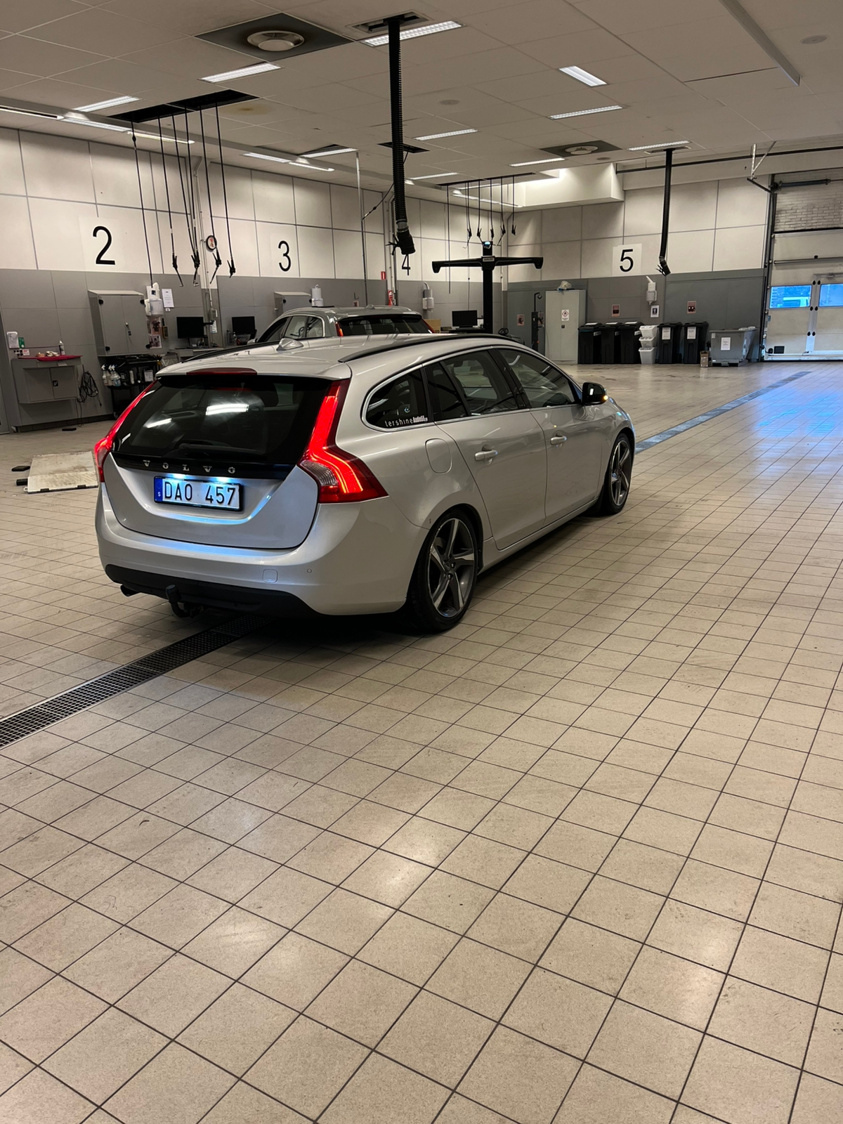Volvo V60 DRIVe Manuell 2012, kuva 3/7