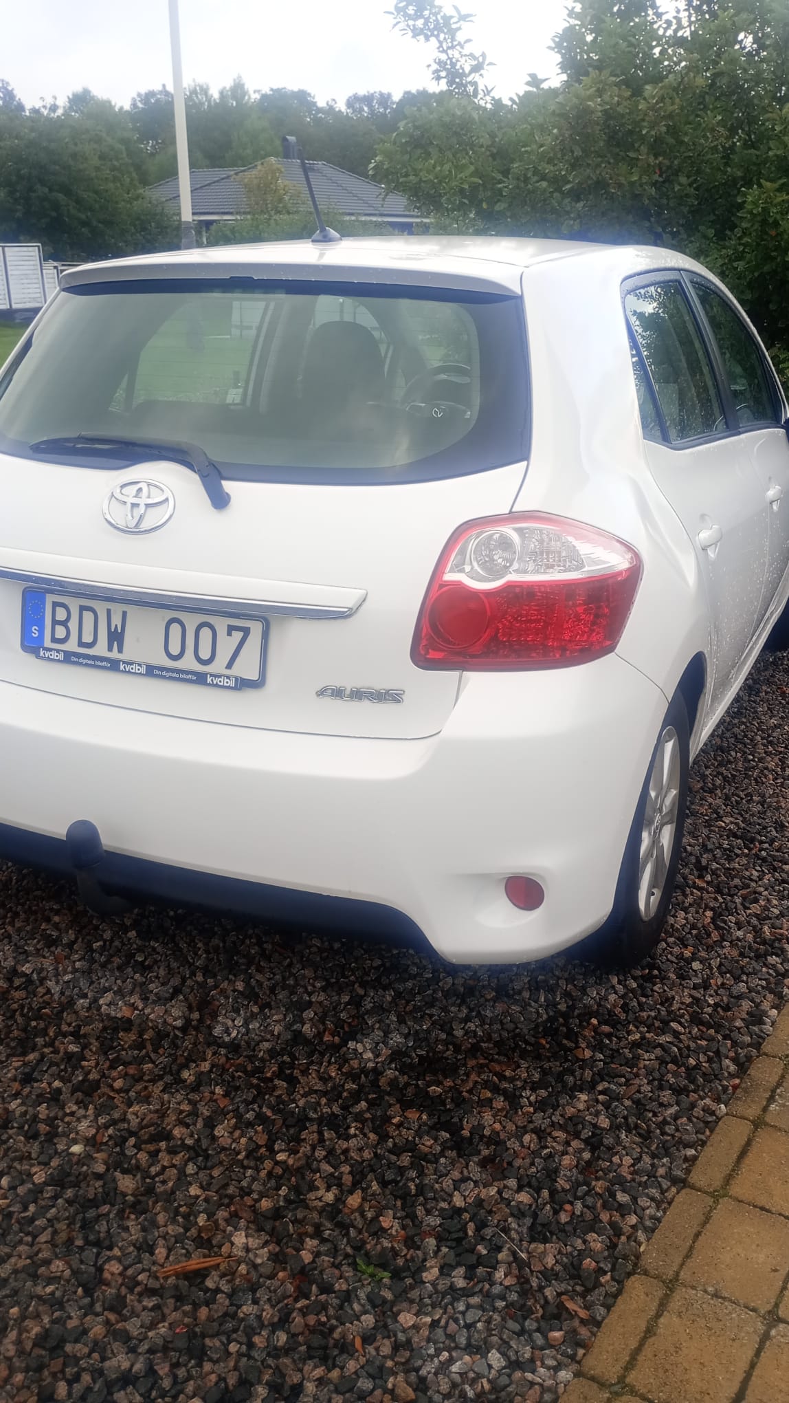 Toyota Auris 5-dörrar 1.4 D-4D Manuell 2011, bild 2/5