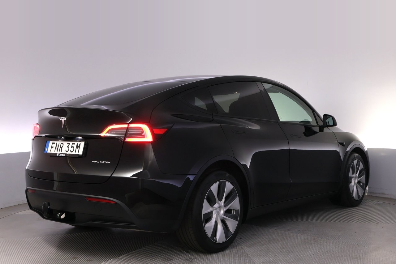 Tesla Model Y 2023, bild 5/10