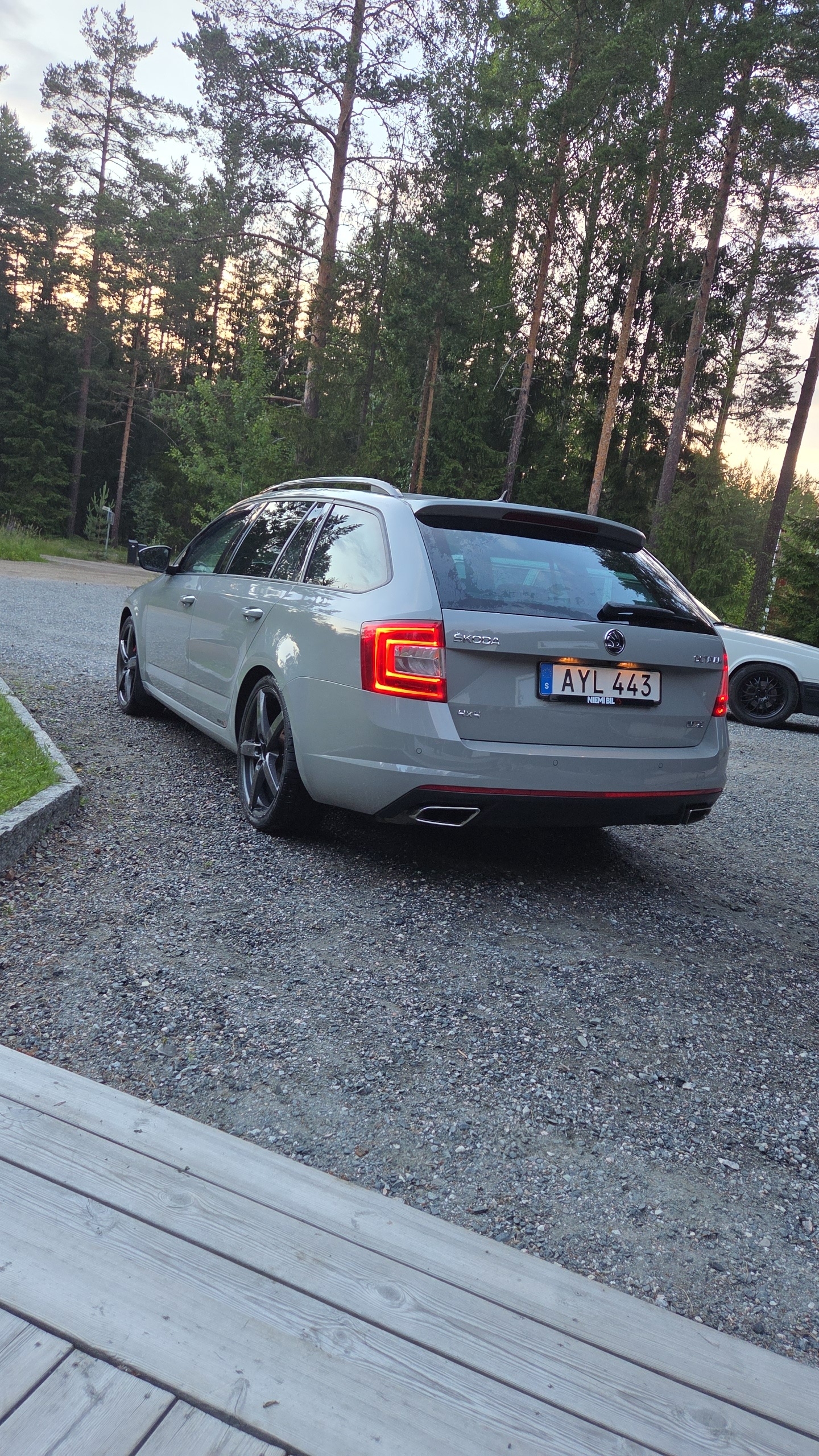 Skoda Octavia 2017, bild 2/7