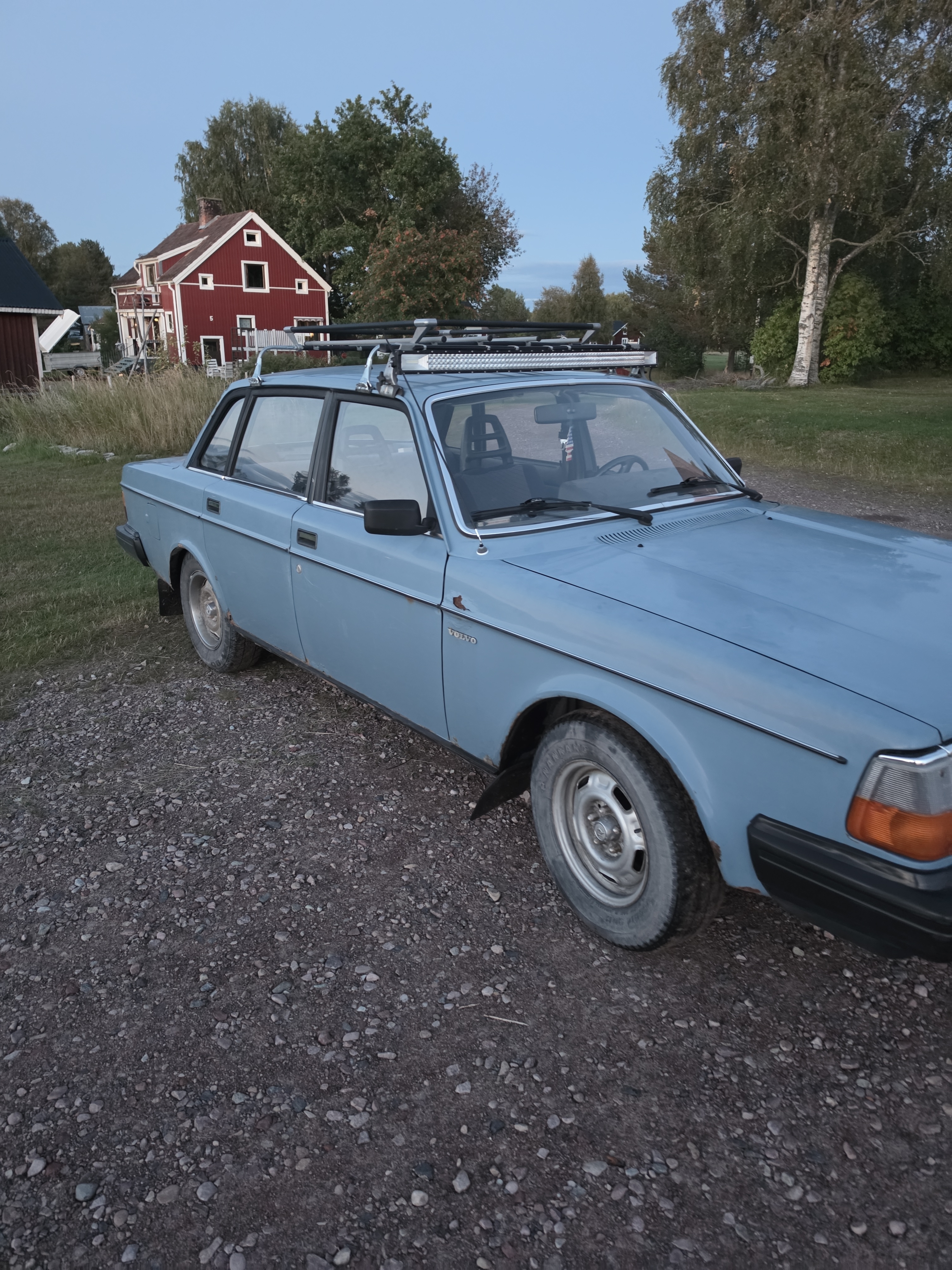 Volvo 244 2.1 Manuell 1981, bild 3/4