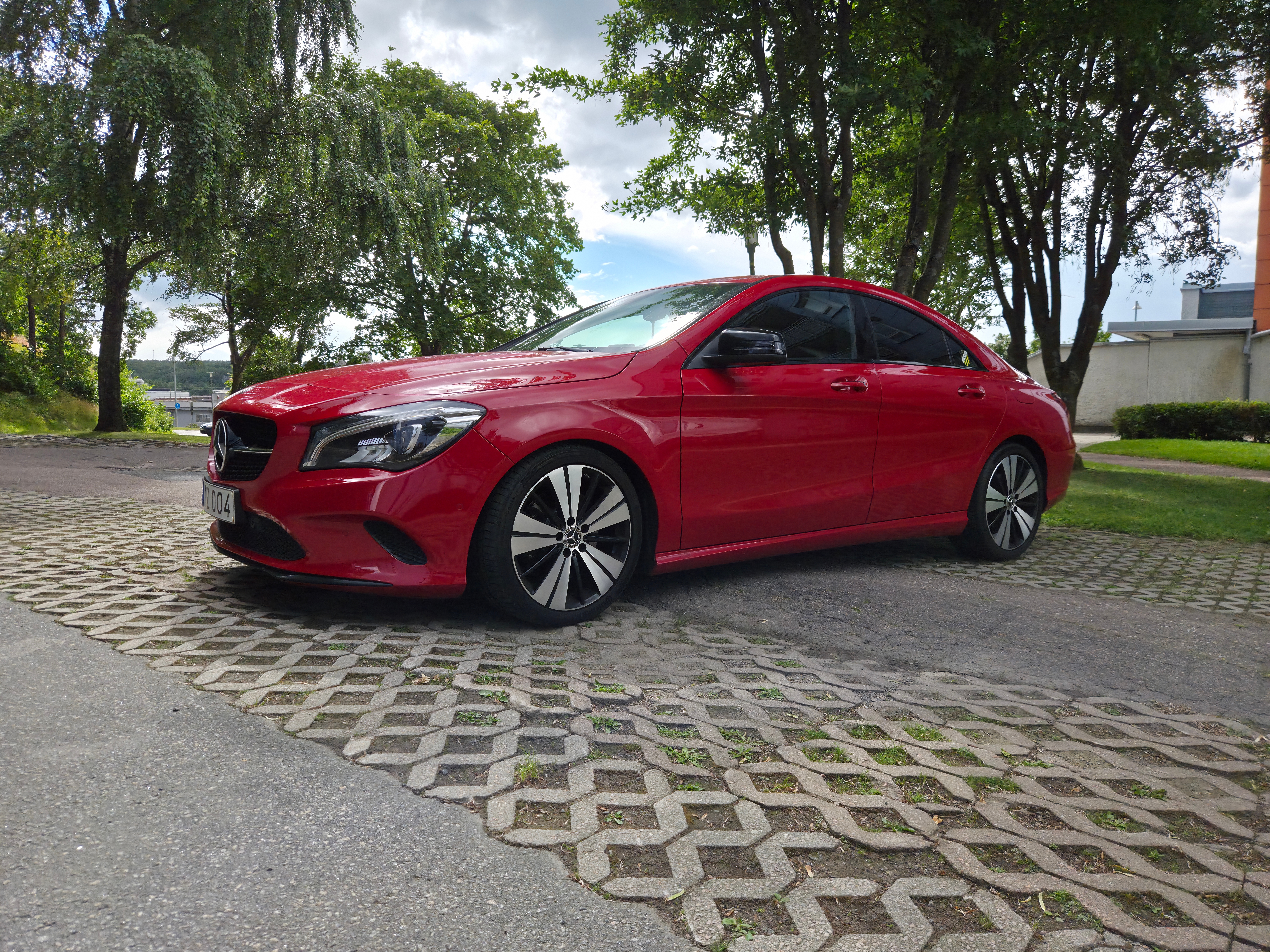 Mercedes-Benz CLA 250 4MATIC 7G-DCT 2018, photo 2/4