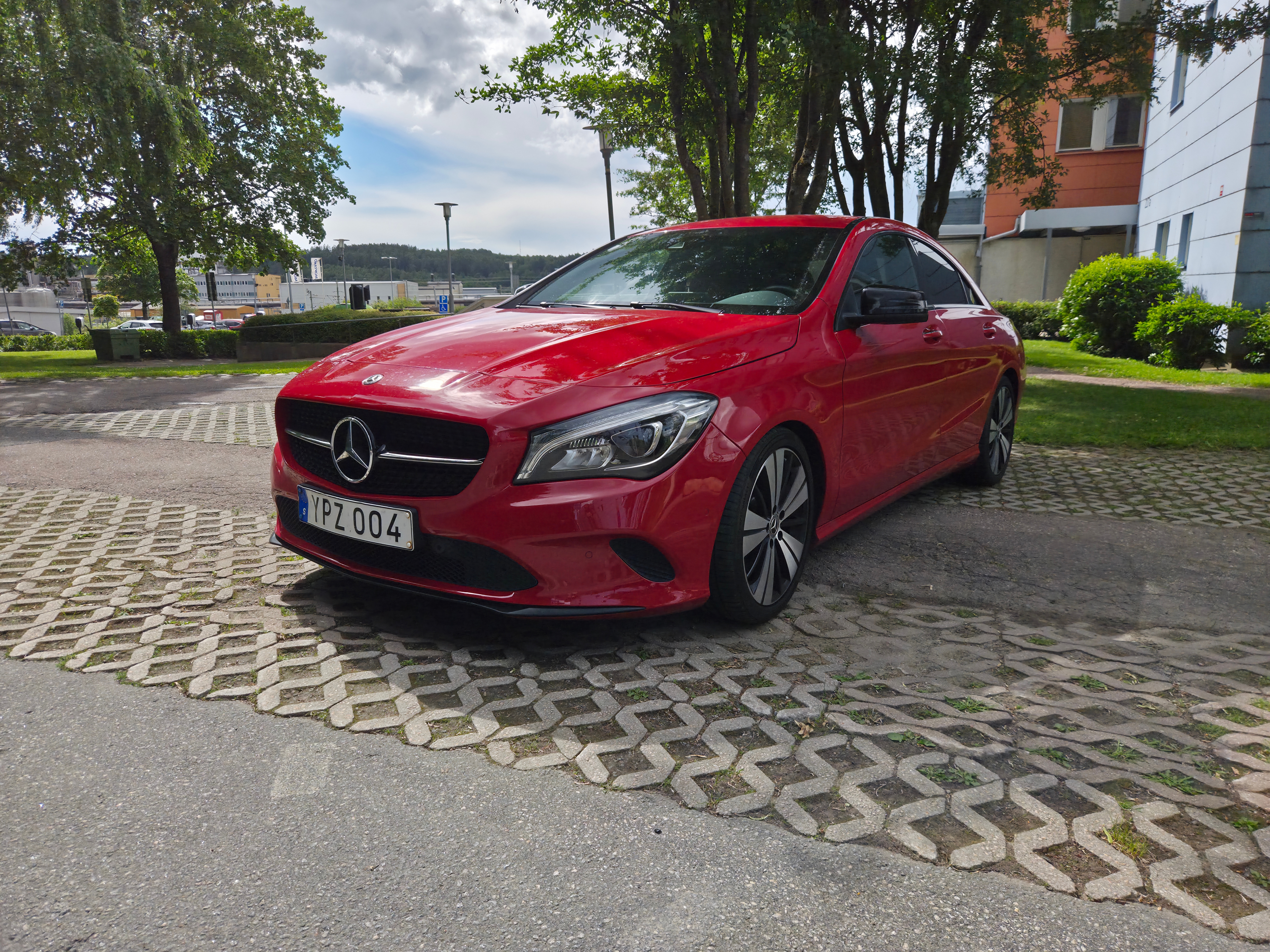 Mercedes-Benz CLA
