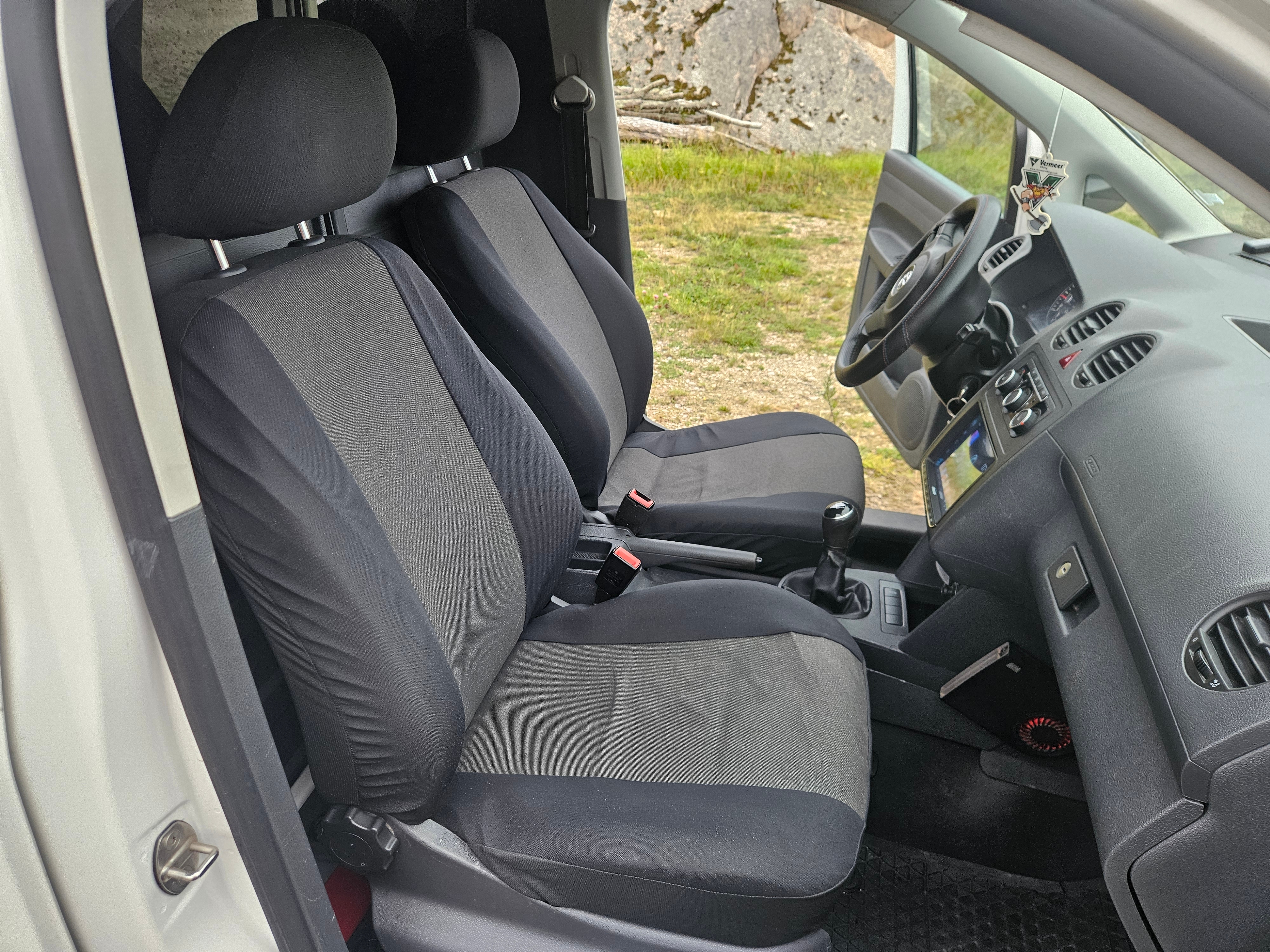 Volkswagen Caddy Skåpbil 1.6 TDI Manuell 2015, bild 5/6