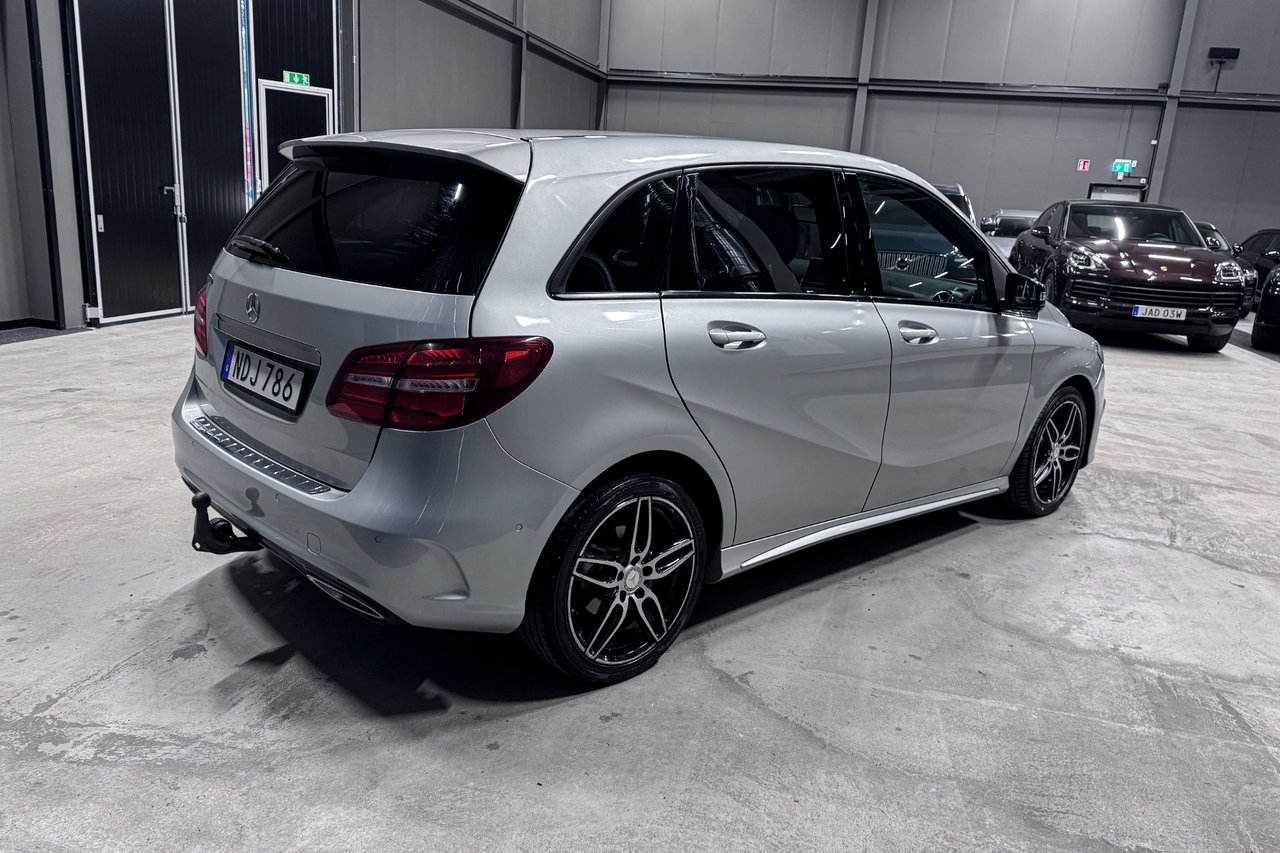 Mercedes-Benz B 180 d 2016, bild 6/10