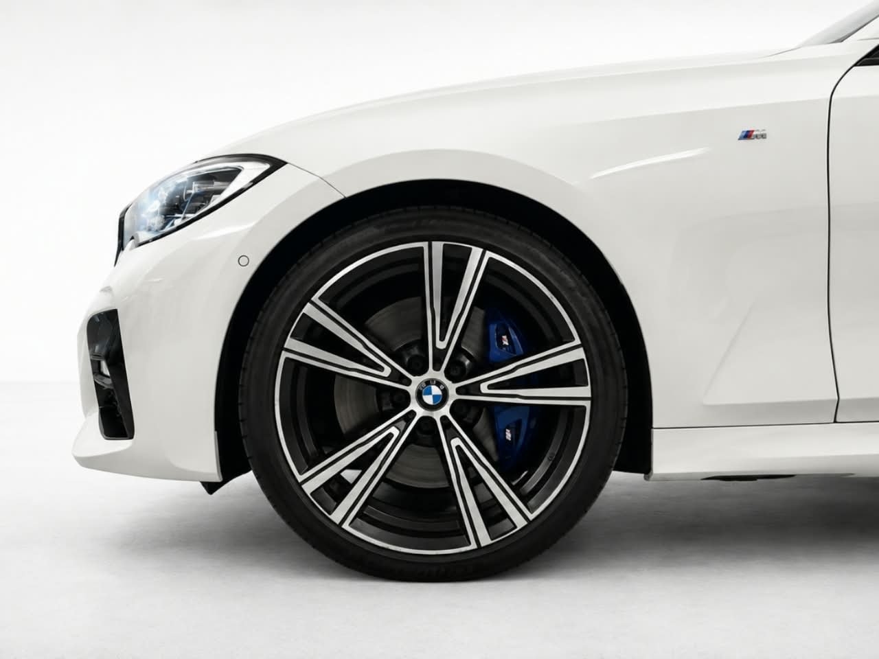BMW 330 i xDrive Sedan Steptronic 360 2020, bild 3/10