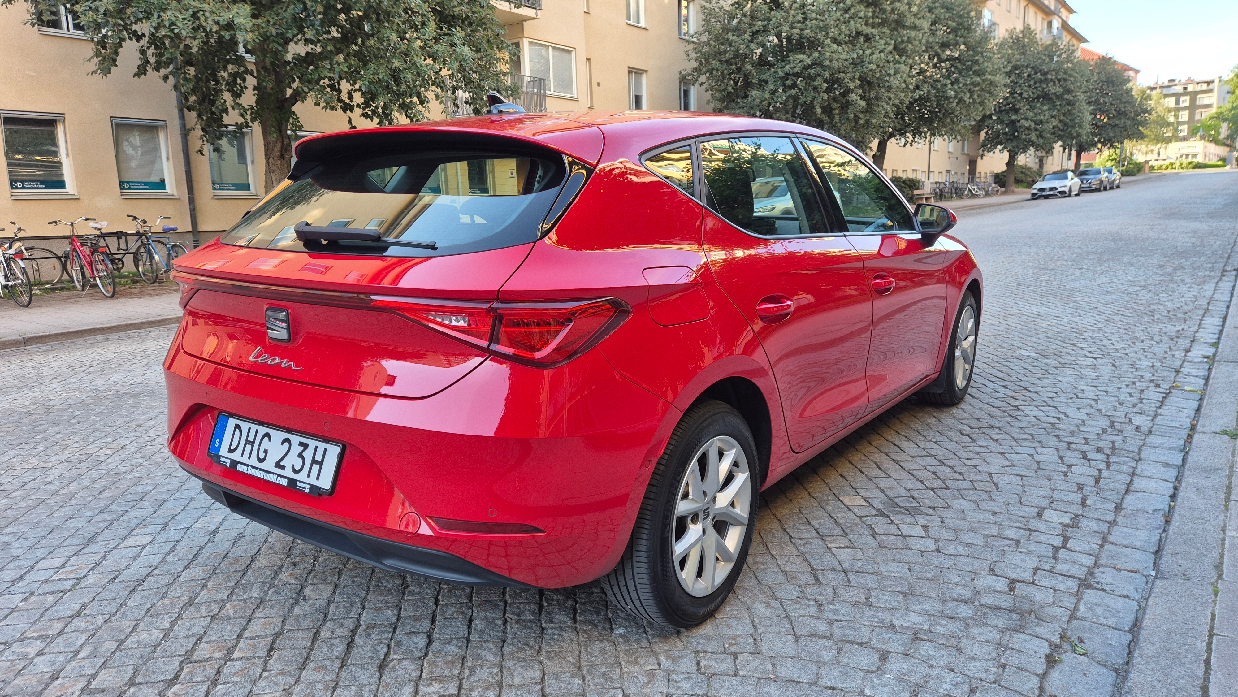 Seat Leon 2.0 TDI 2021, bild 6/9