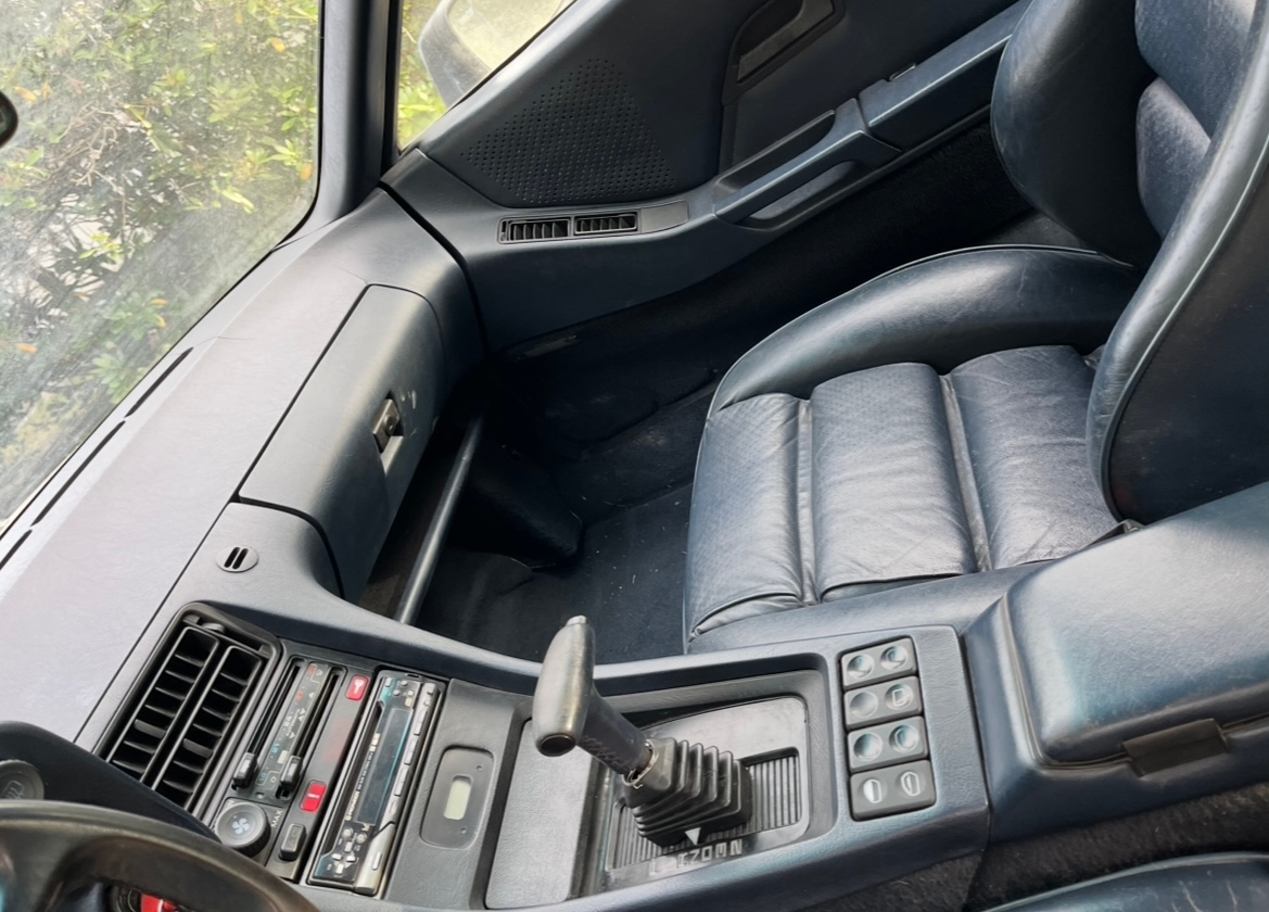 Porsche 928 S 1986, kuva 6/8