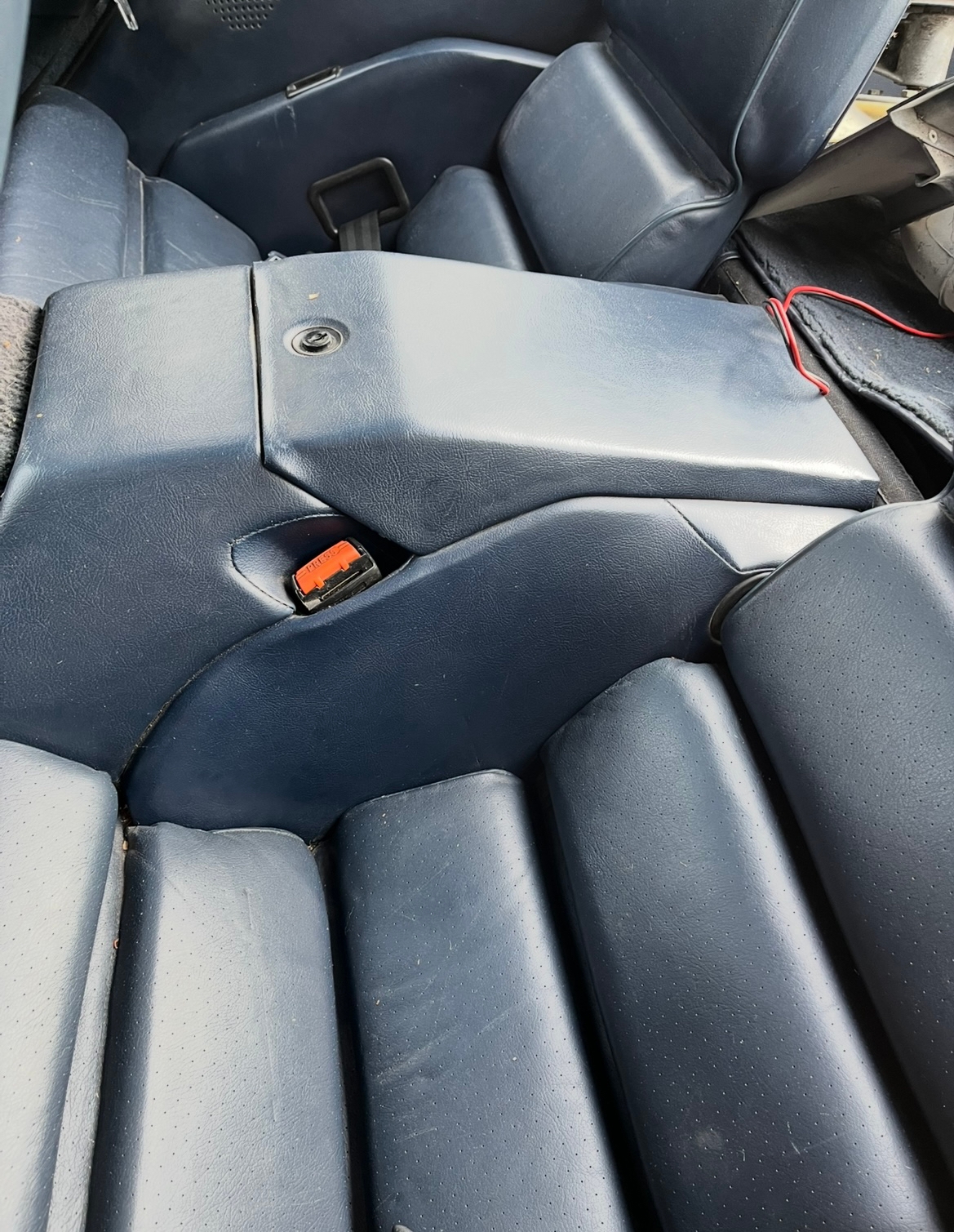 Porsche 928 S 1986, kuva 7/8