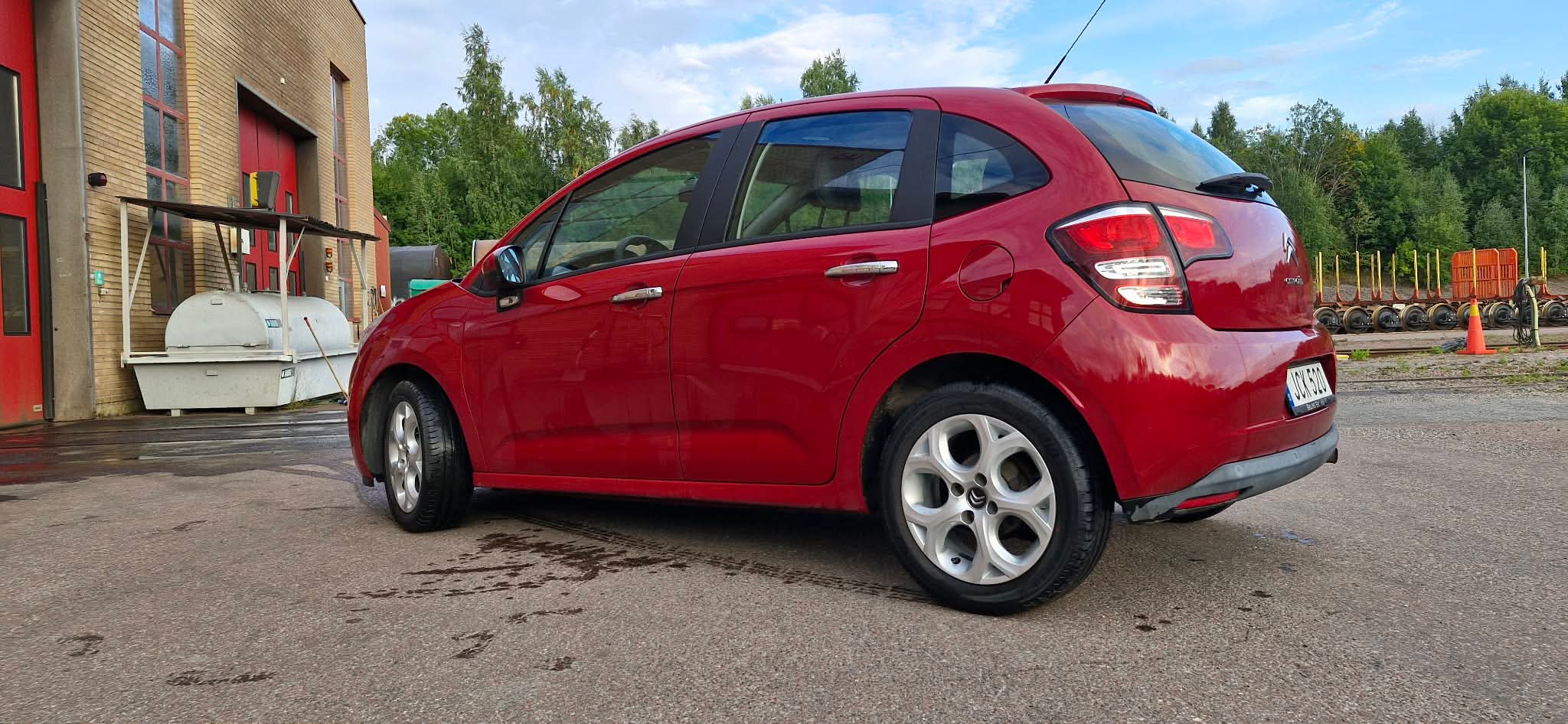 Citroen C3 1.2 PureTech VTi 82 Manuell 2015, bild 3/8