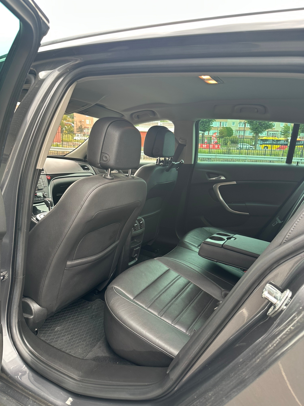 Opel Insignia 2012, bild 5/10