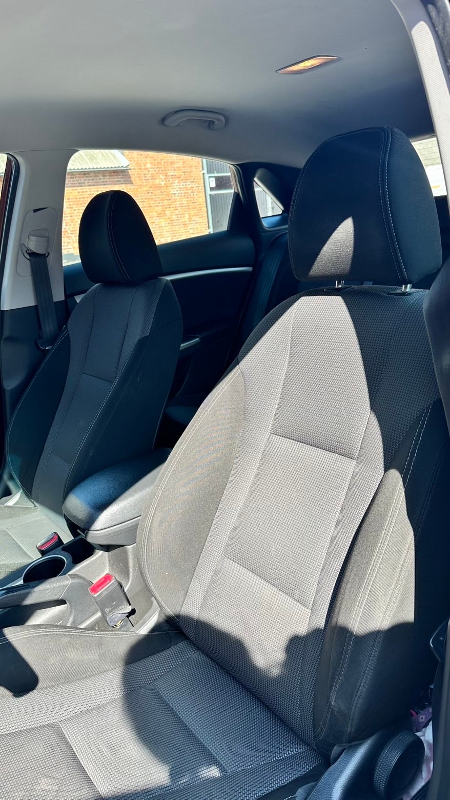 Hyundai i30 5-dörrar 1.6 CRDi Manuell 2014, bild 6/10