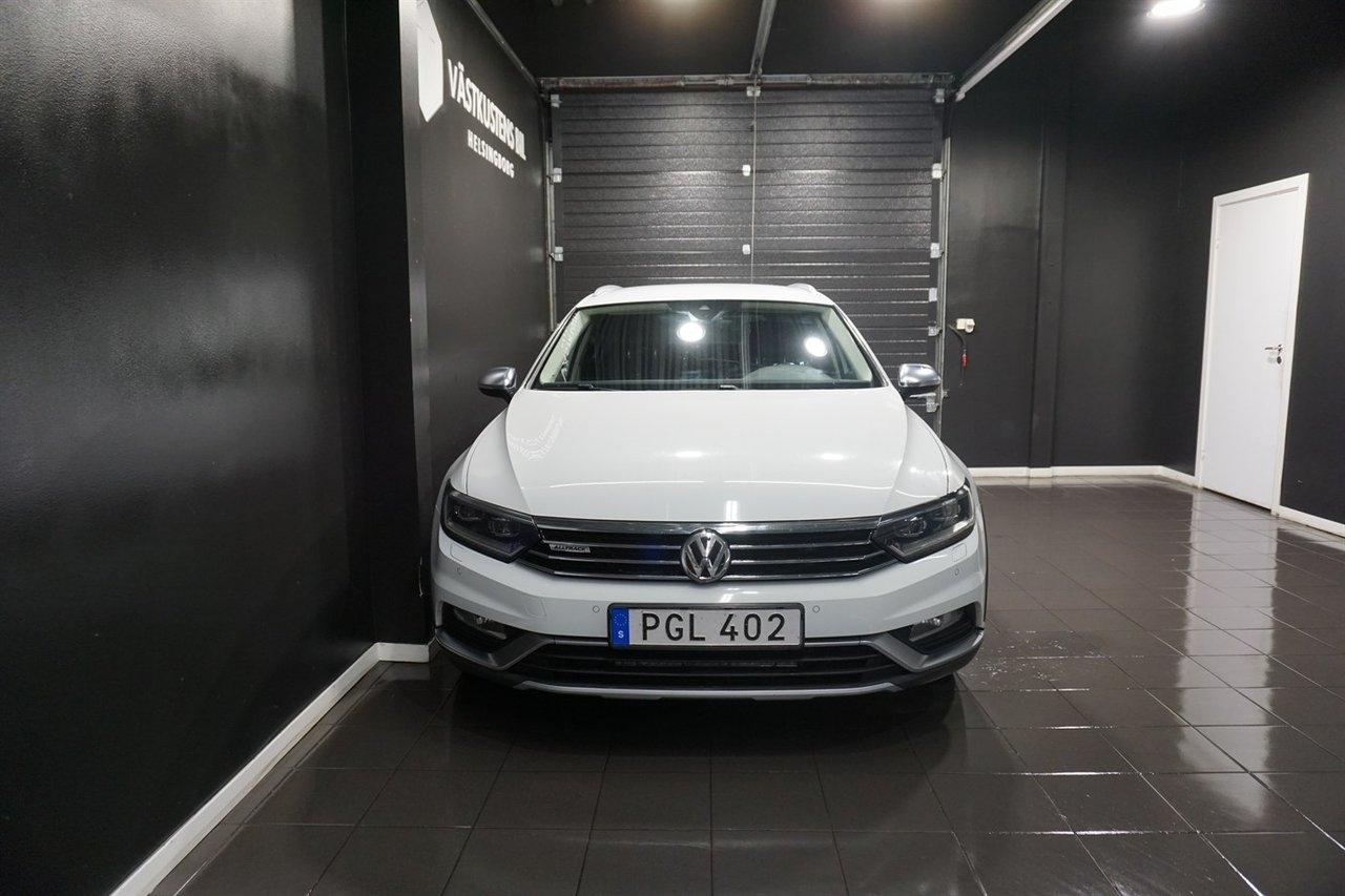 Volkswagen Passat 2017, bild 2/10