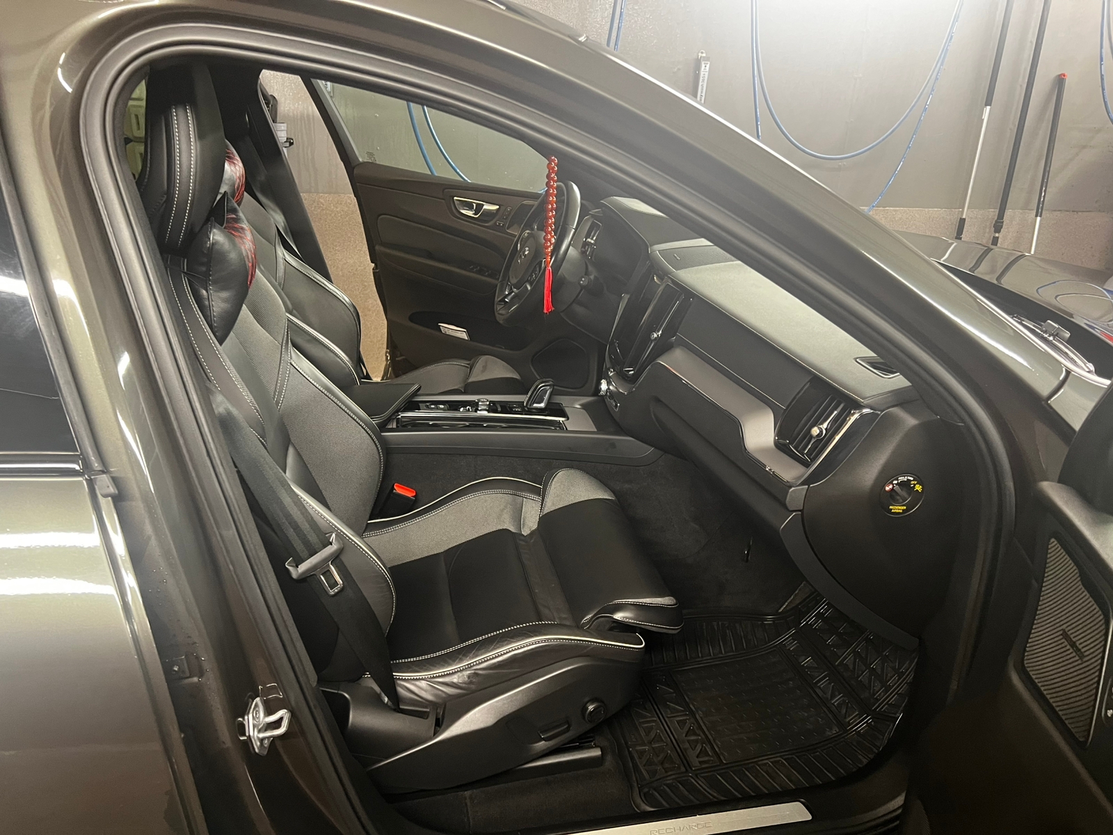 Volvo XC60 Recharge T6 AWD Geartronic 2021, bild 6/7