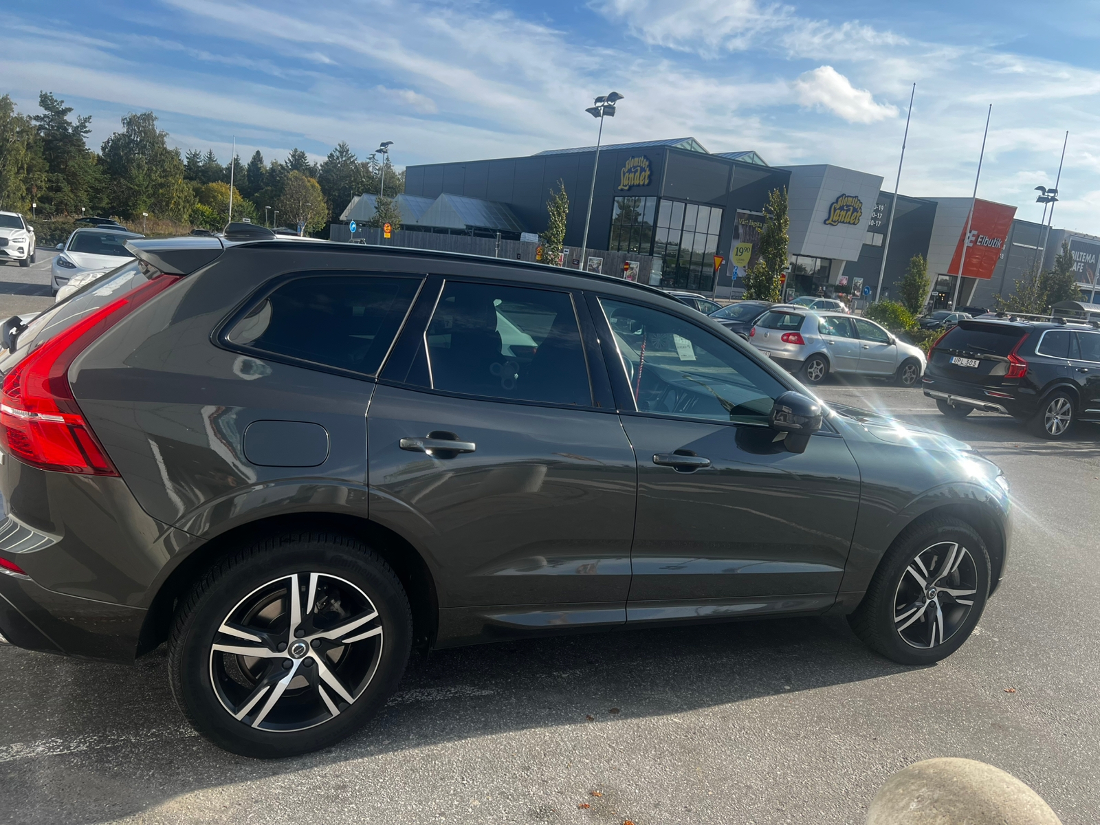 Volvo XC60 Recharge T6 AWD Geartronic 2021, bild 2/7