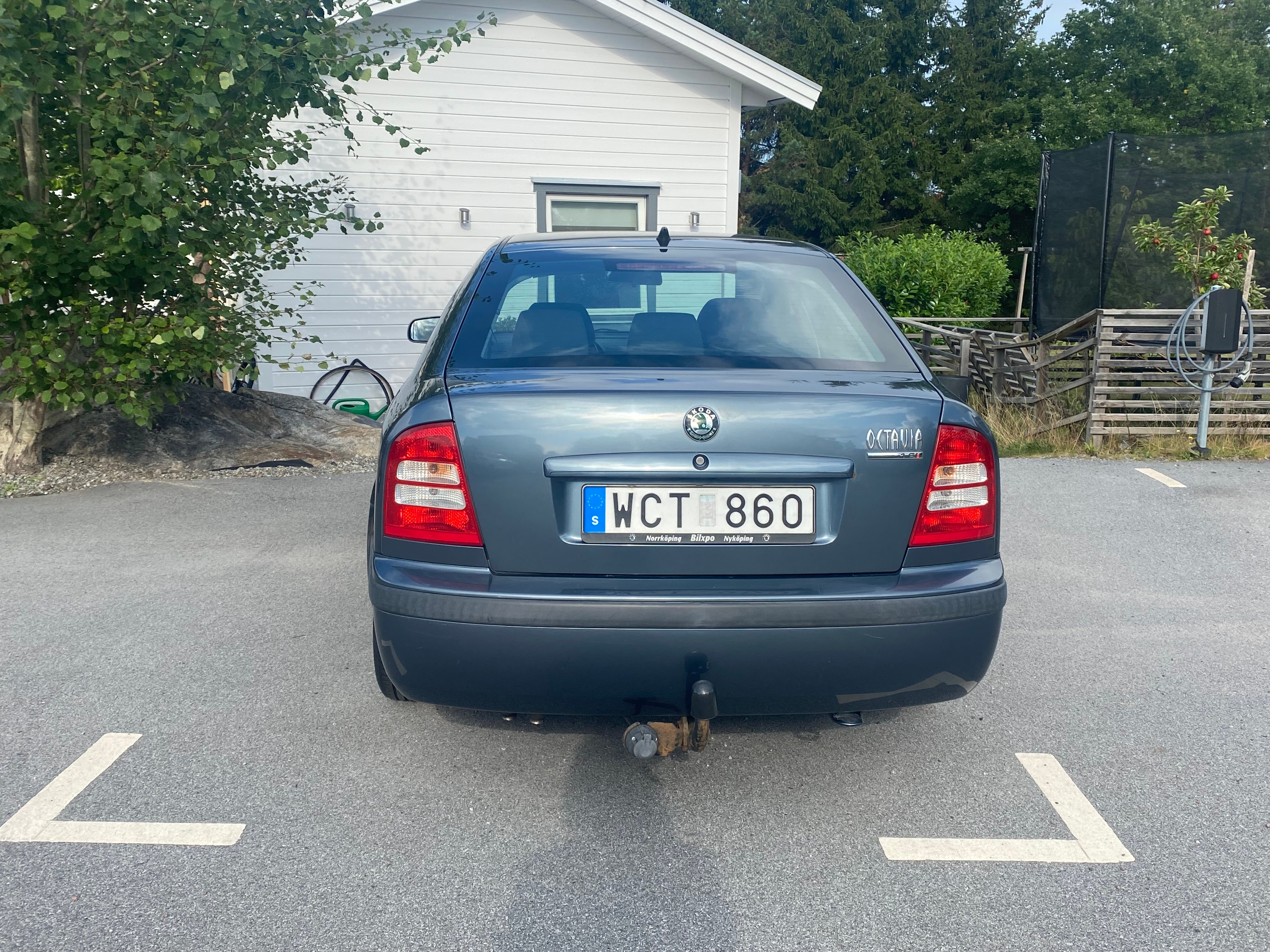 Skoda Octavia Tour 1.6 MPI Manuell 2004, bild 5/10