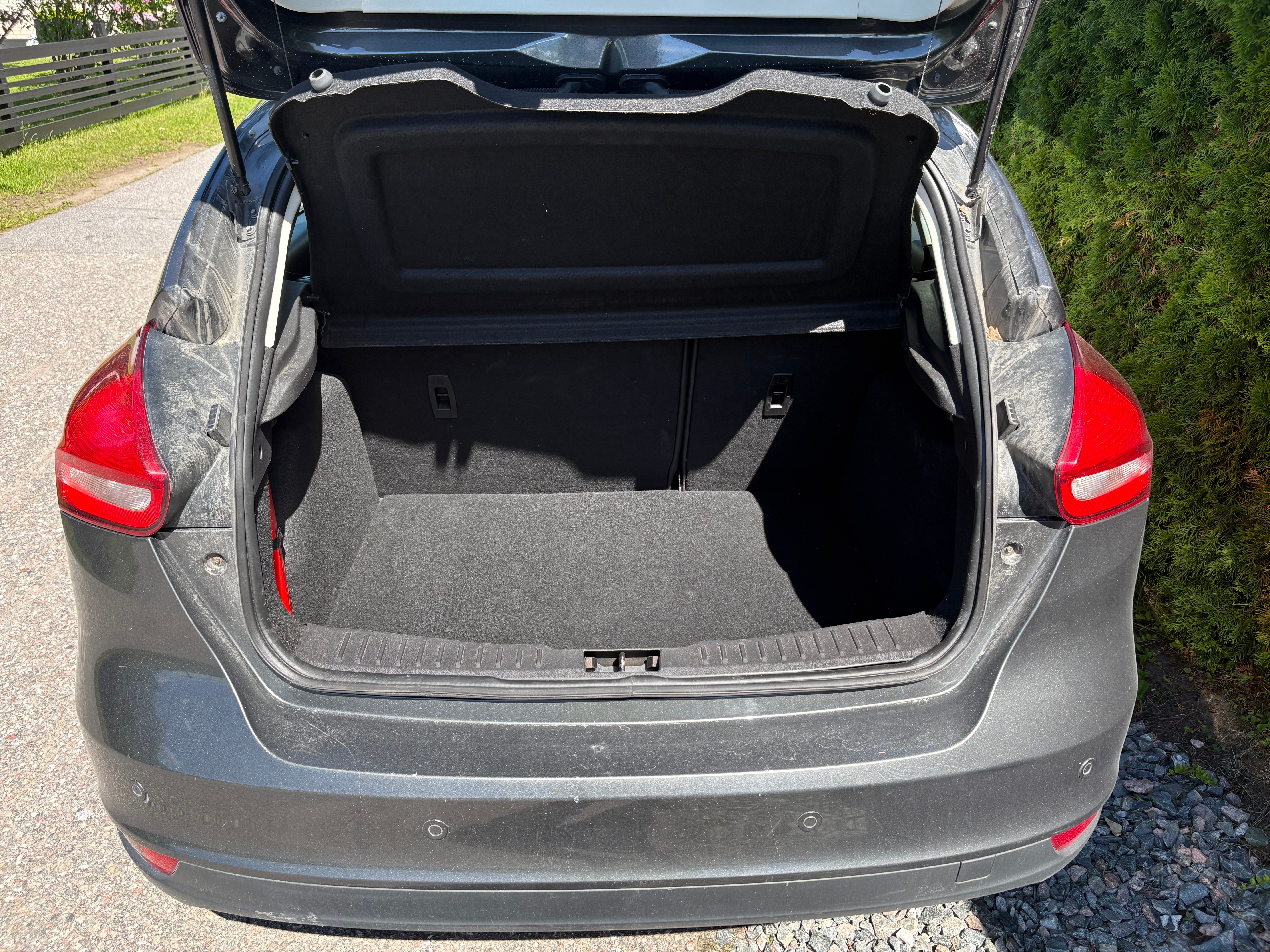Ford Focus 1.5 TDCi Manuell 2017, photo 5/6