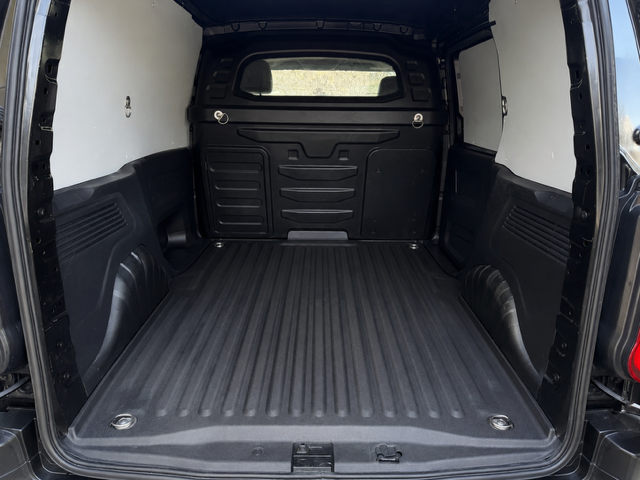 Citroen Berlingo 2020, bild 3/5