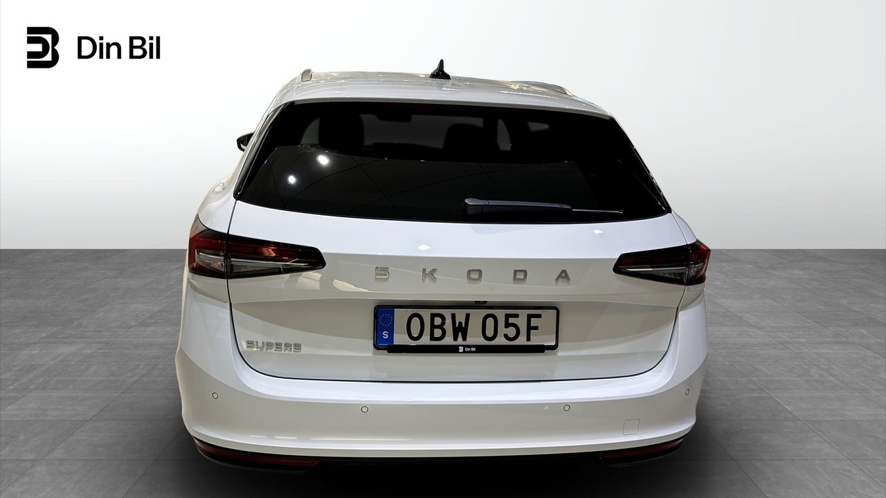 Skoda Superb 2026, photo 5/12
