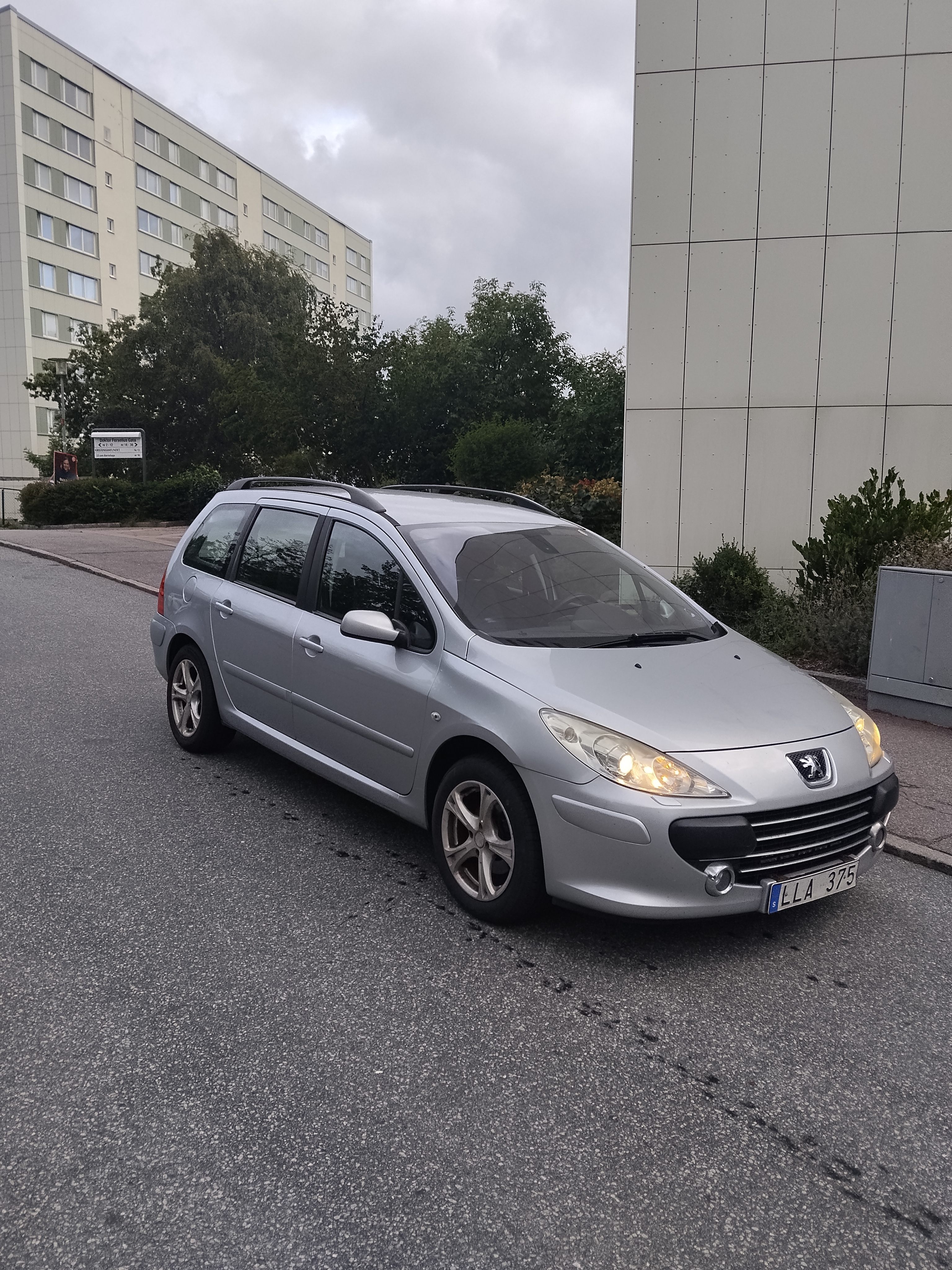 Peugeot 307 2007, bild 2/5