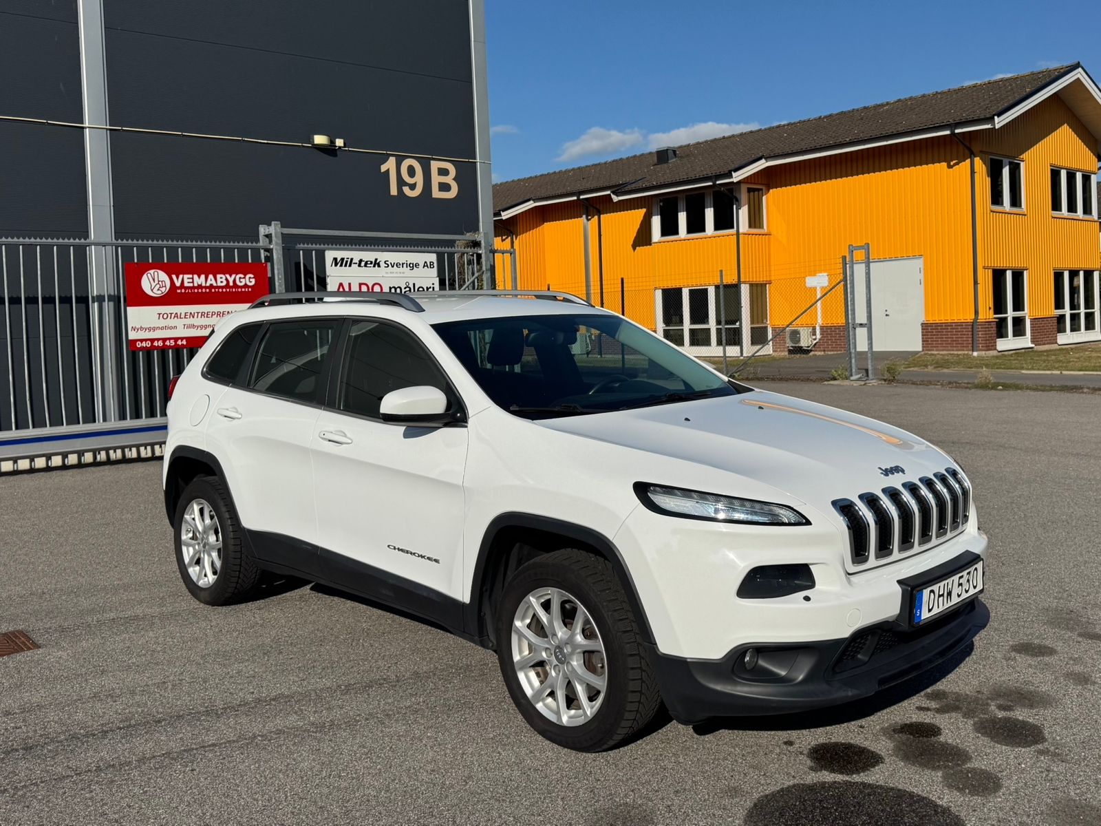 Jeep Cherokee 2.0 CRD 4WD Automatisk 2014, bild 2/10
