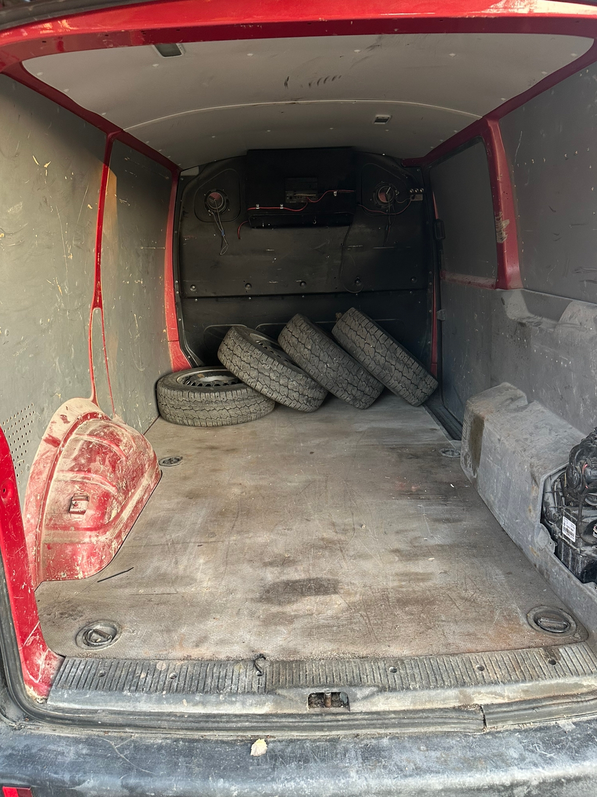 Volkswagen Transporter 2008, photo 4/6