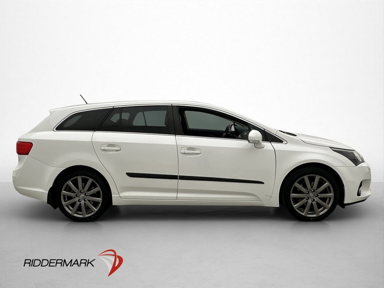 Toyota Avensis 147hk Premium Skinn Pano 2012, bild 5/34