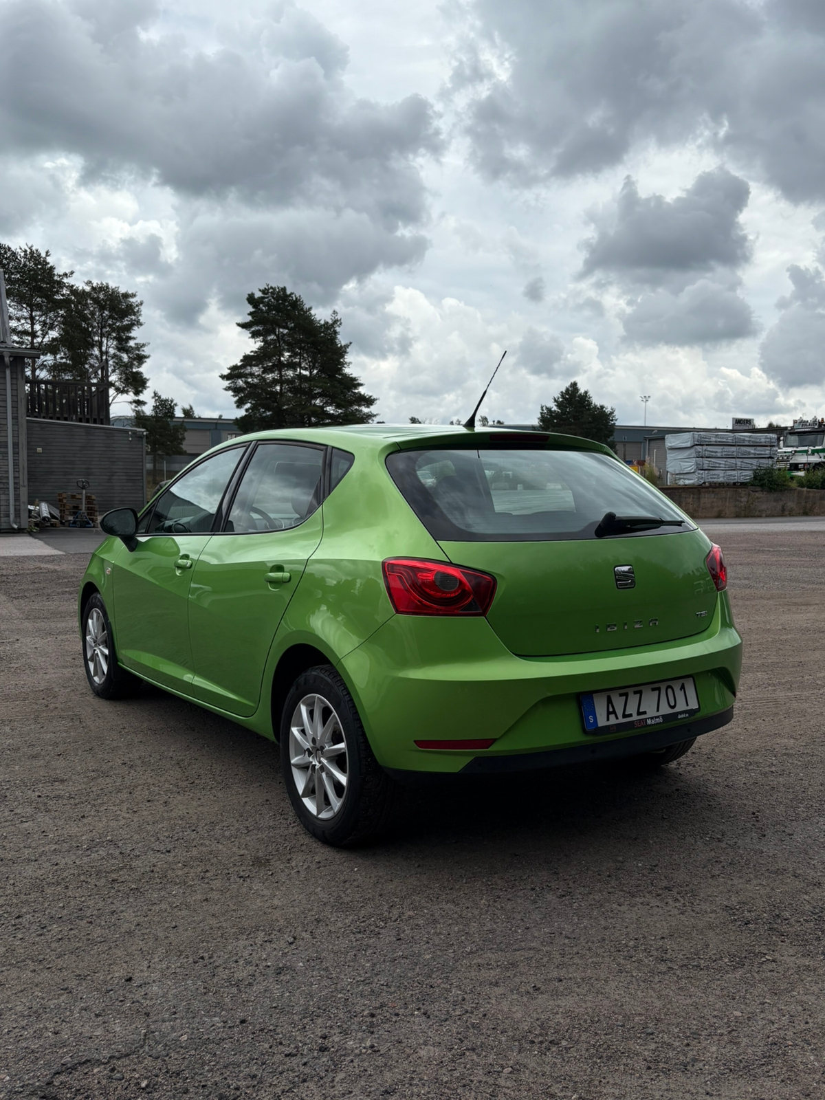 Seat Ibiza 1.2 TSI Manuell 2016, bild 4/6